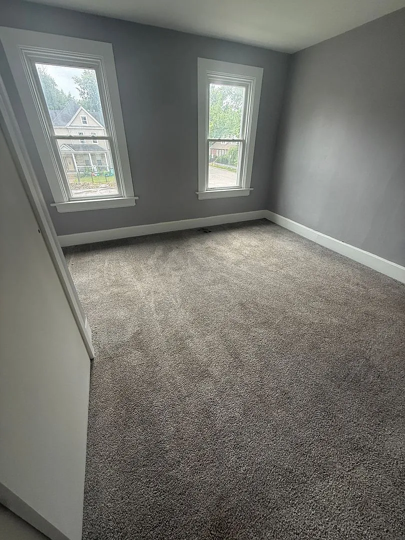 Updated 4 Bedroom Home with Large Corner Lot 2146 W. 4th St., Davenport, IA — Photo 4
