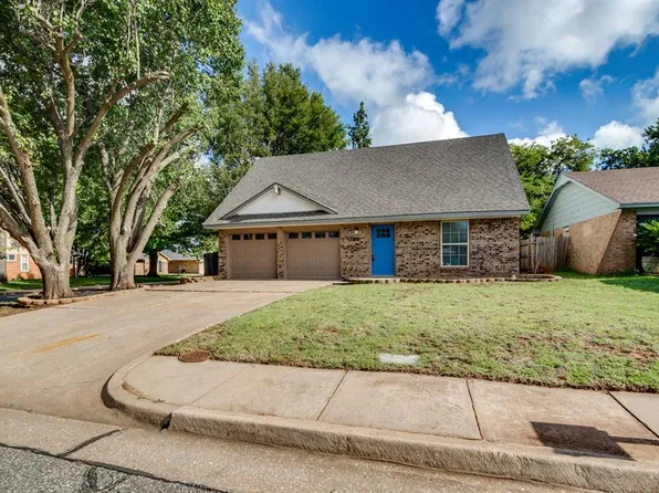 809 Holly Hill Rd, Edmond, OK 73003