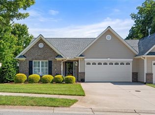 6310 Gough Ct, Clemmons, NC 27012