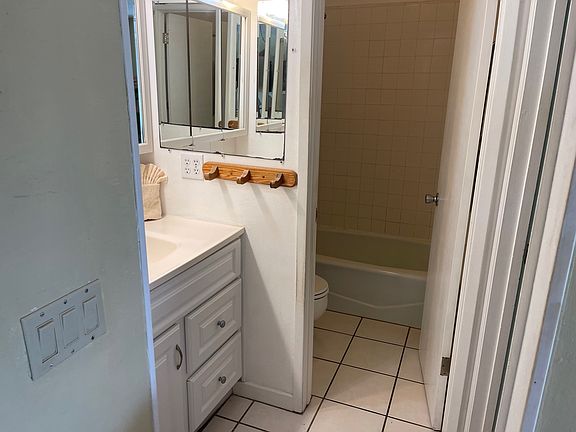 5th image of 4909 Lower Honoapiilani Rd #E3e