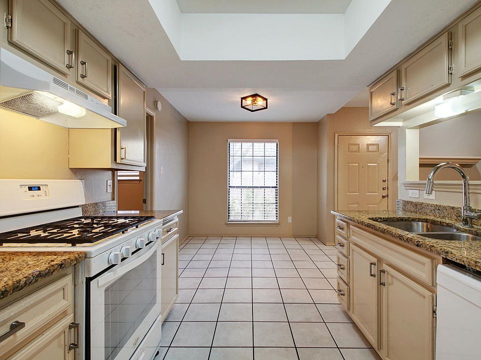 1st image of 619 Luther Dr #A