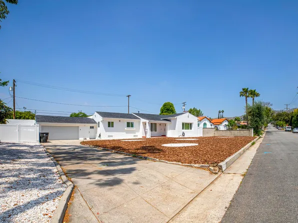 2225 Scott Rd, Burbank, CA 91504