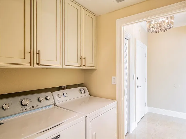 1111 Bering Dr #206 — Photo 14