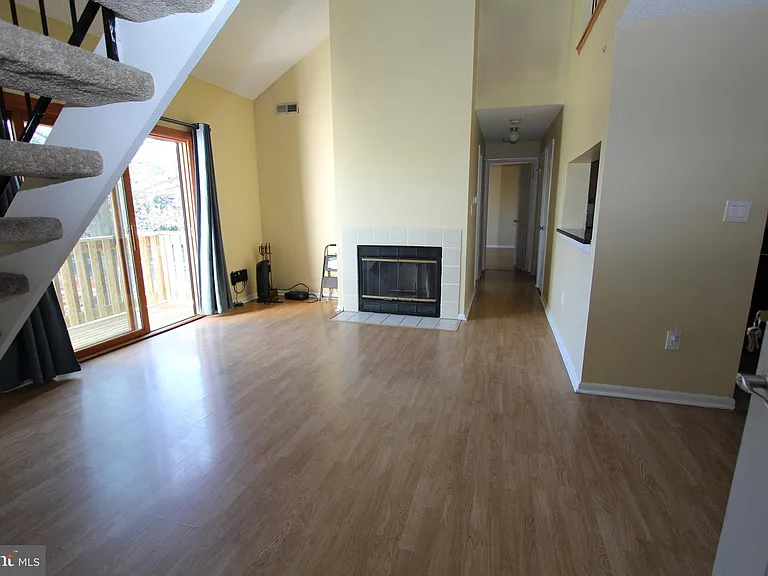 2002 Ravens Crest Dr — Photo 6