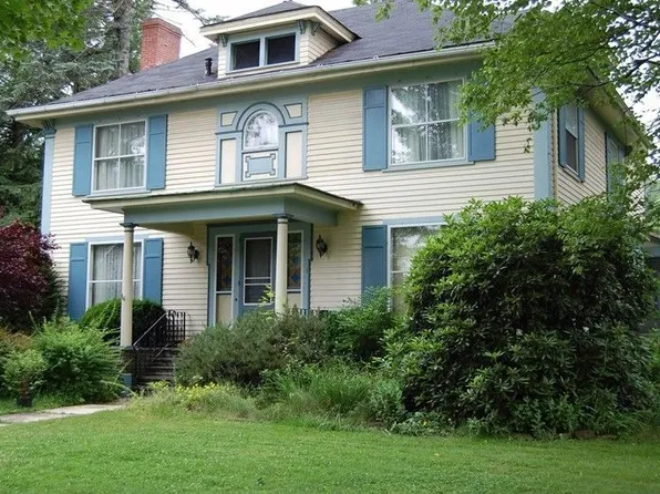 18 West Ave, Wellsboro, PA 16901