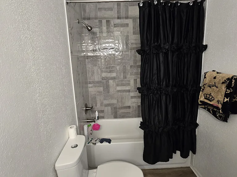 1200 Hardwood Ln — Photo 15