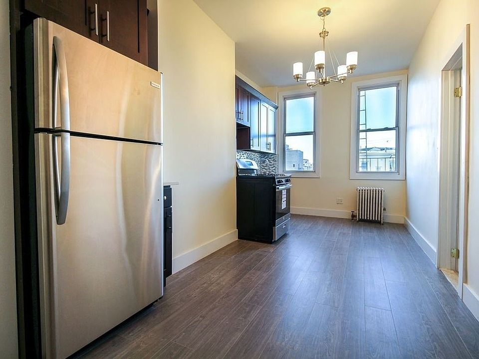 2nd image of 161 Troutman St #L3