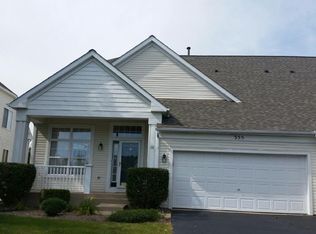355 Cascade Ln, Oswego, IL 60543