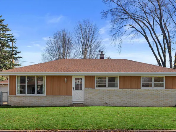 W244N6562 Grogan DRIVE, Sussex, WI 53089