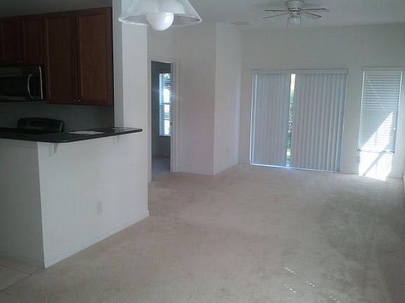 3rd image of 10160 Regent Park Dr