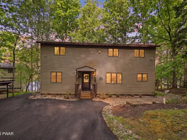 132 Spruce Lake Dr, Milford, PA 18337