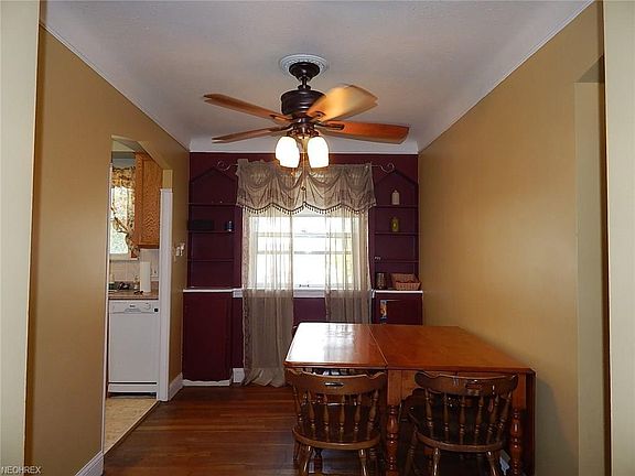 5th image of 12329 Willard Ave