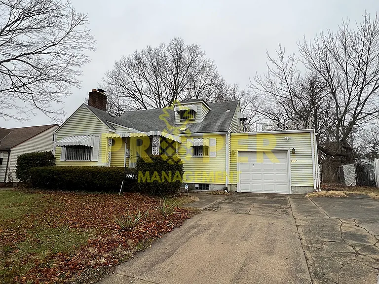3207 Cornell Dr — Photo 1