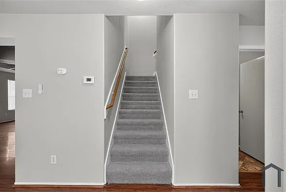 7718 American Holly Ct — Photo 26