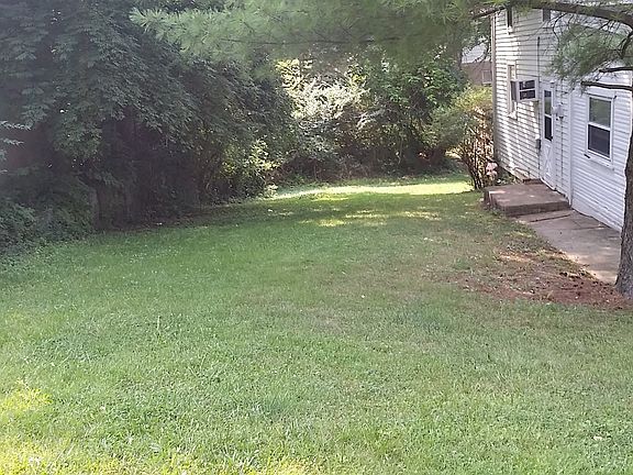 2nd image of 3064 Worthington Ave