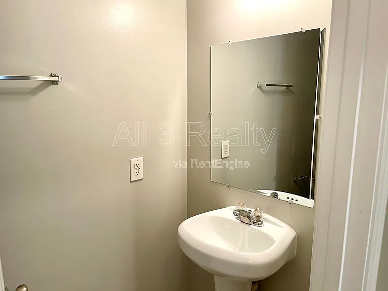 225 Forrest Ln — Photo 9