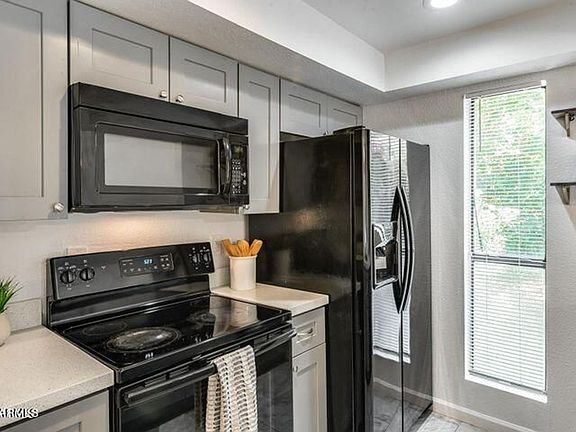 5th image of 3119 W Cochise Dr Unit 116