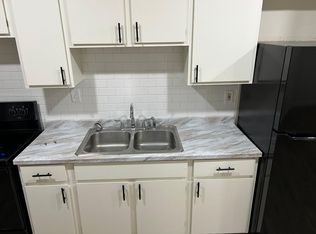 313 E Chapin St #4, Cadillac, MI 49601