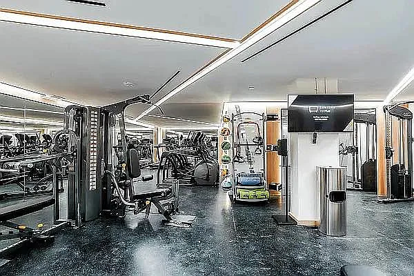 Rented by Highline Residential | media 43