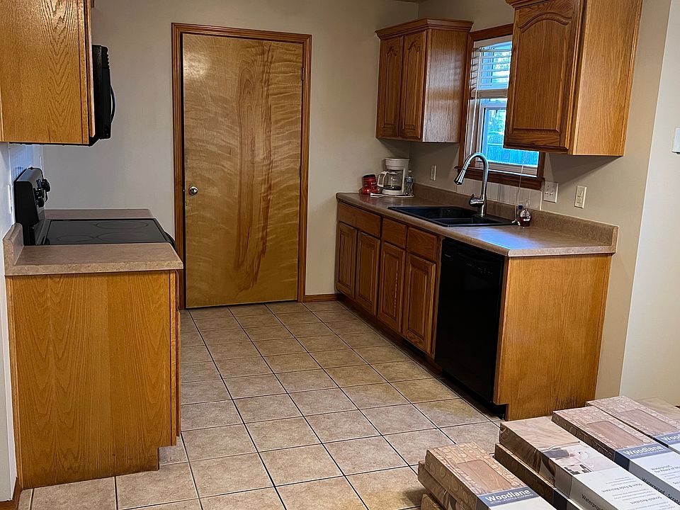2nd image of 4342 W Page St