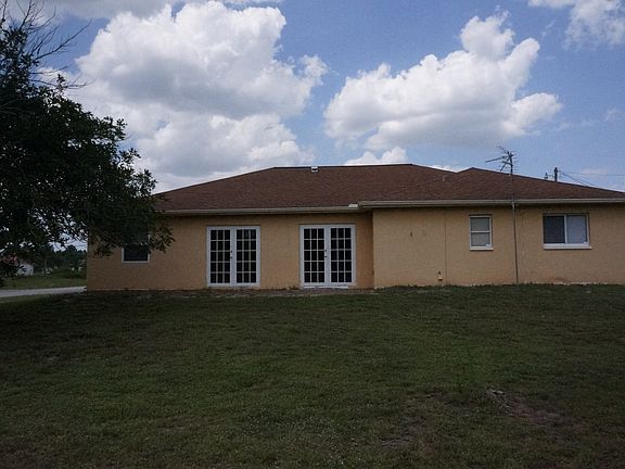 5th image of 144 Wanatah Ave S