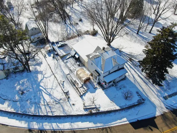 931 East Decker STREET, Viroqua, WI 54665