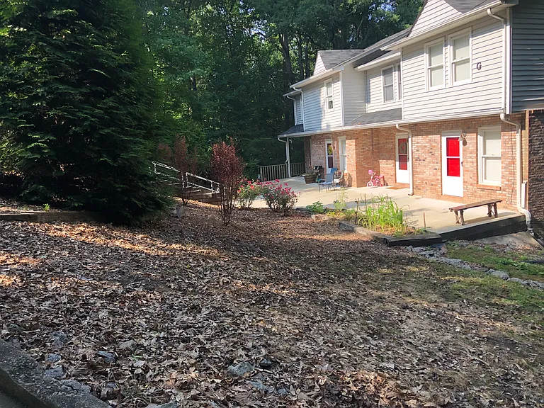 5165 Spring St #6 — Photo 1