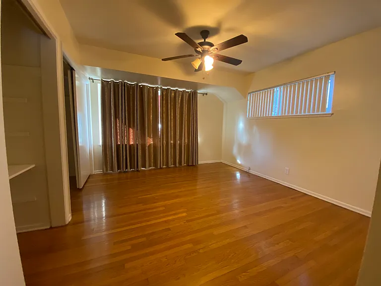 1444 N Mountain Ave — Photo 23
