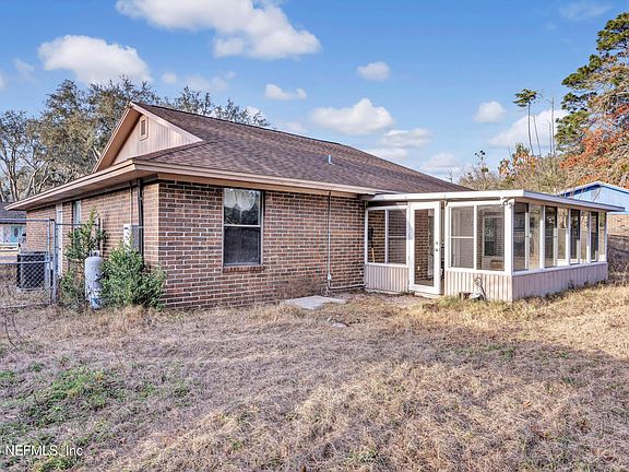 4th image of 7650 CRANBERRY Lane S