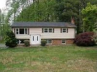 808 Valley Dr, Newton, NC 28658