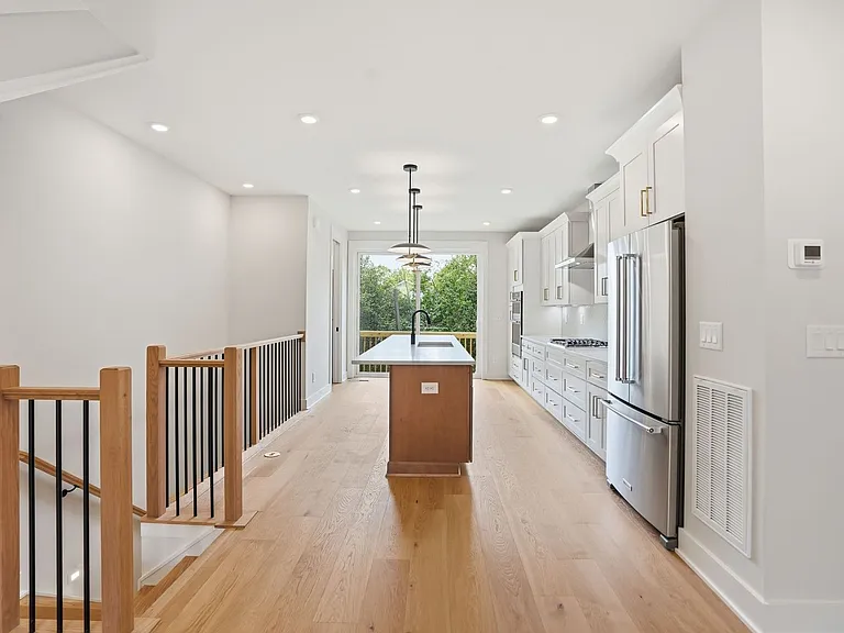 144 Mattoon St — Photo 10
