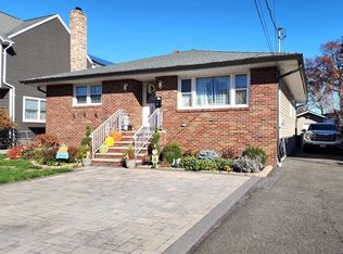 320 Congress St, Saddle Brook, NJ 07663