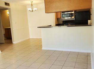 308 Lake Parsons Grn FL 1ST, Brandon, FL 33511