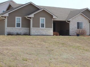 506 Prairie Meadow Rd, Saint George, KS 66535