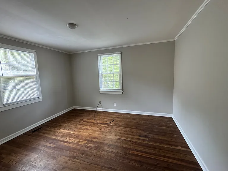 1330 Macon Ave — Photo 10