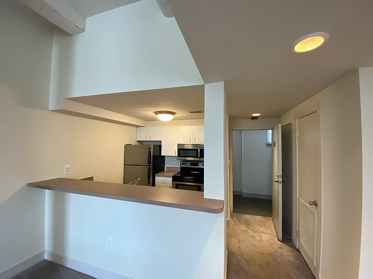 Canal House — Photo 26