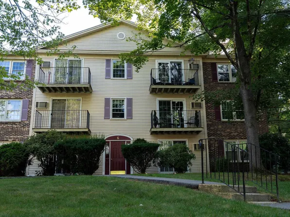 6 Autumn Leaf Drive #18, Nashua, NH 03060