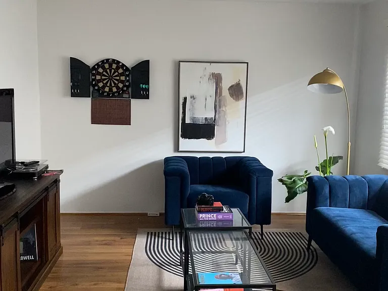 420 Oakland Ave — Photo 1