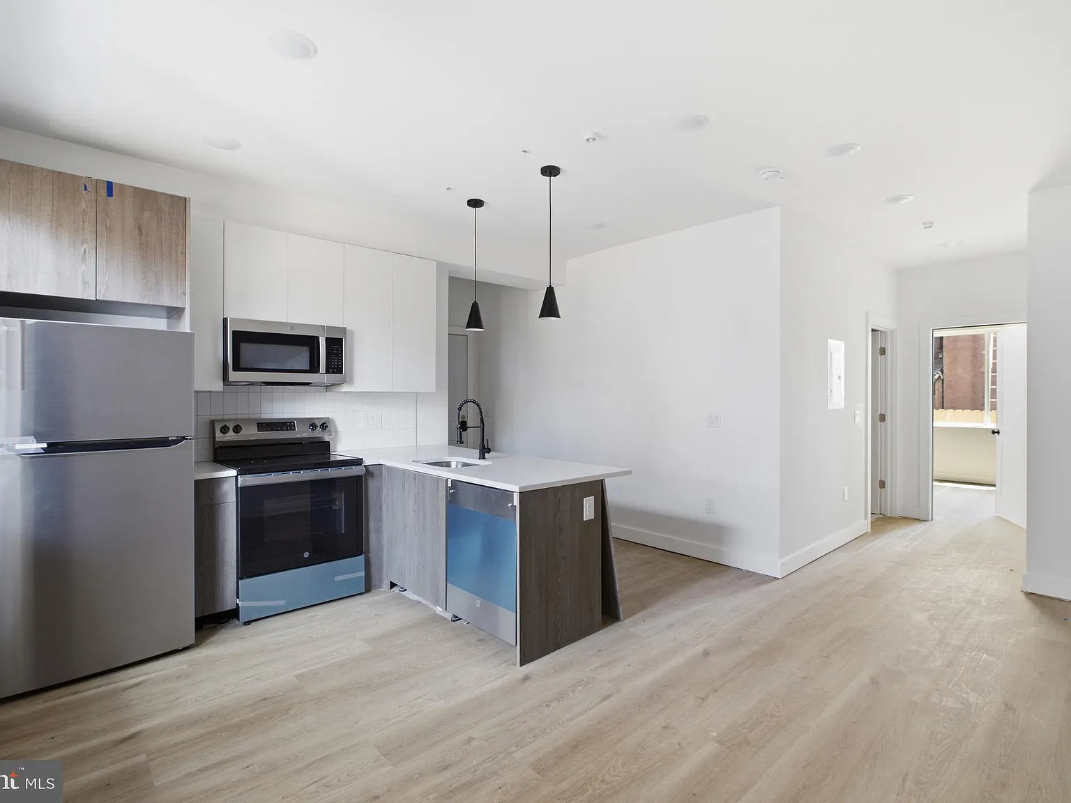 1 bed, $1,750 — Photo 3