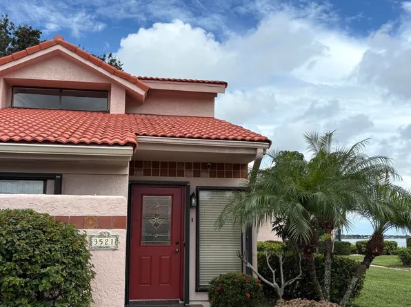 3521 SE Sandpiper Court, Port St Lucie, FL 34952