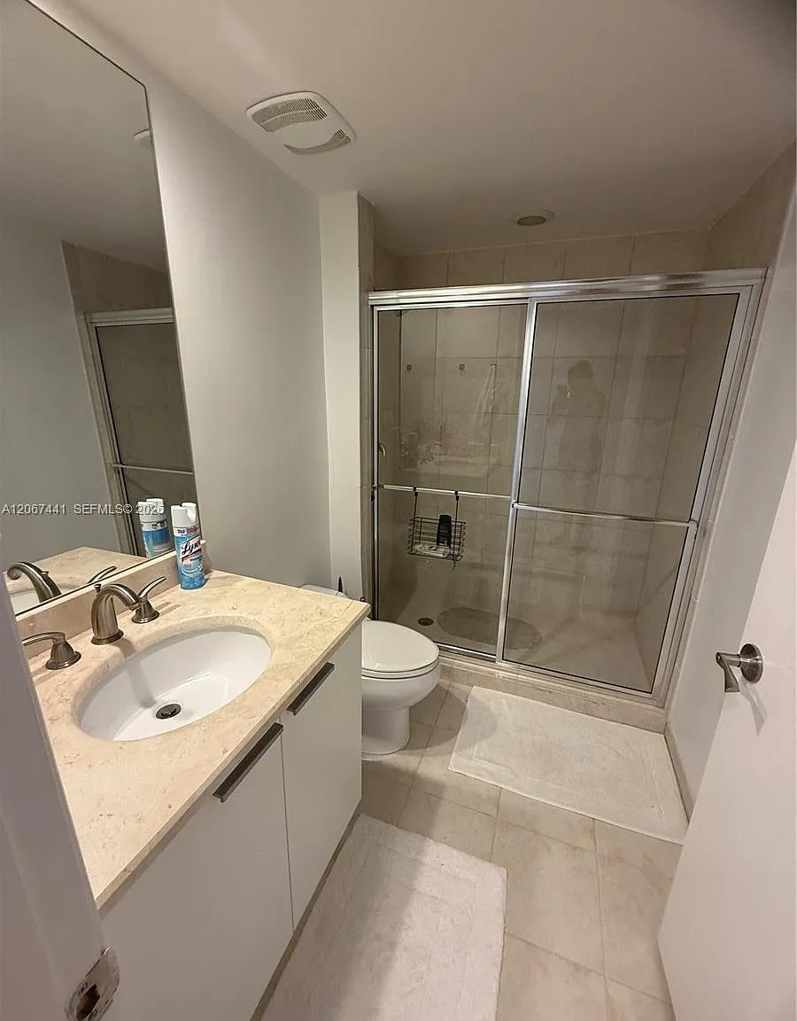 3 bed, 1743 sqft, $4,800 — Photo 3