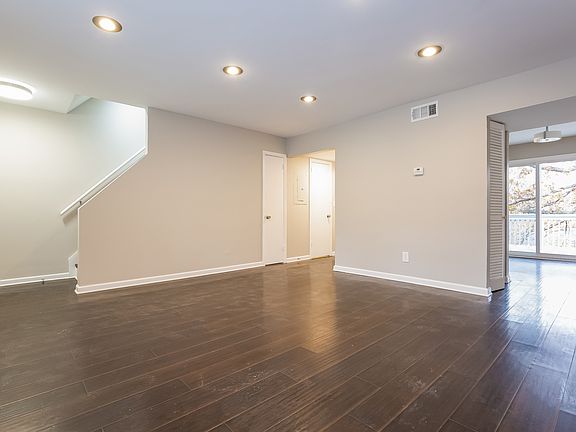2nd image of 1248 Massman Dr