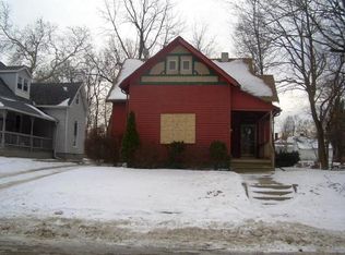 611 E Pike St, Crawfordsville, IN 47933