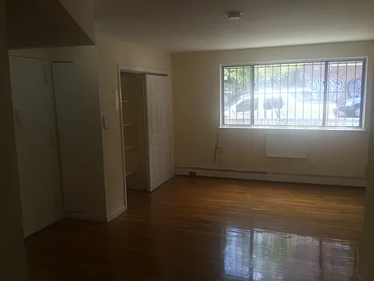 Rented by PMG Real Estate  | media 12