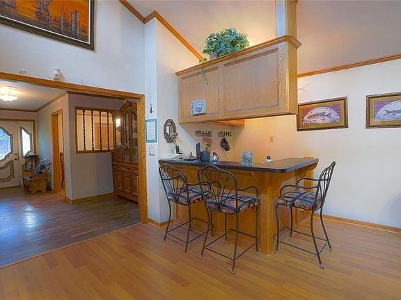 3rd image of 4109 Woody Ln