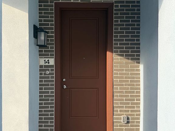 2nd image of 733 E Commonwealth Ave #14
