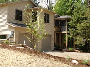 7144 Charles St, Fennville, MI 49408