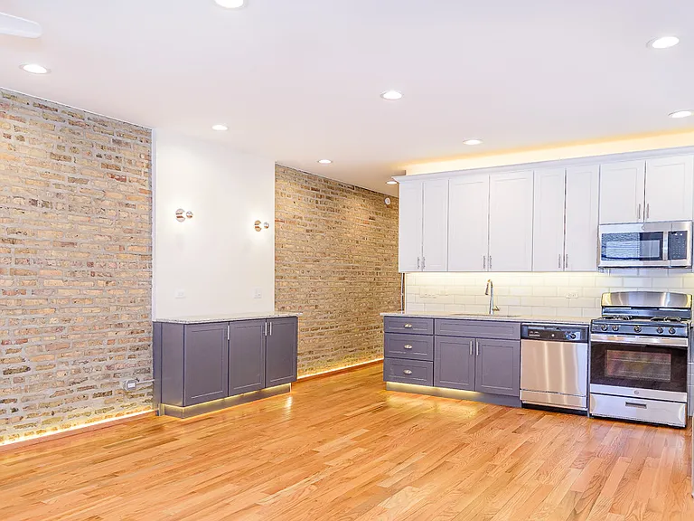 6529 N Lakewood Ave #1 — Photo 8