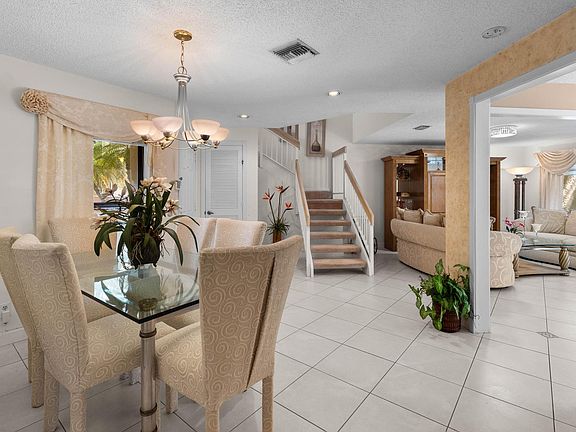 3rd image of 3404 Emerald Oaks Drive #803