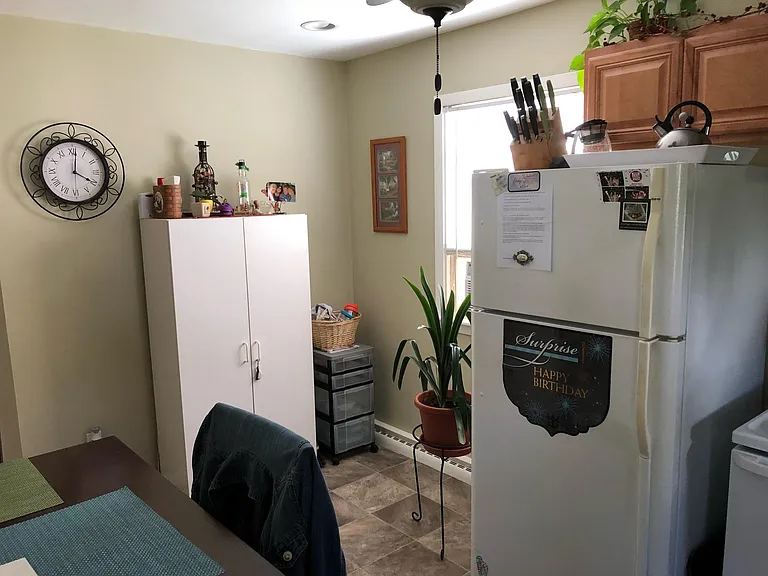 44 N Chestnut St — Photo 4